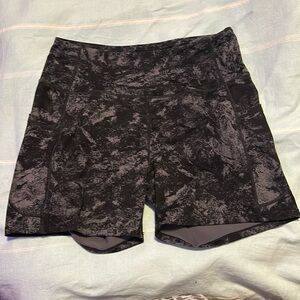 Yoga shorts